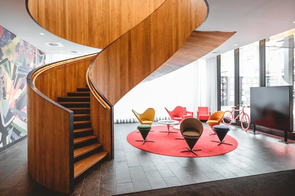 CitizenM Hotel, Central London — 4