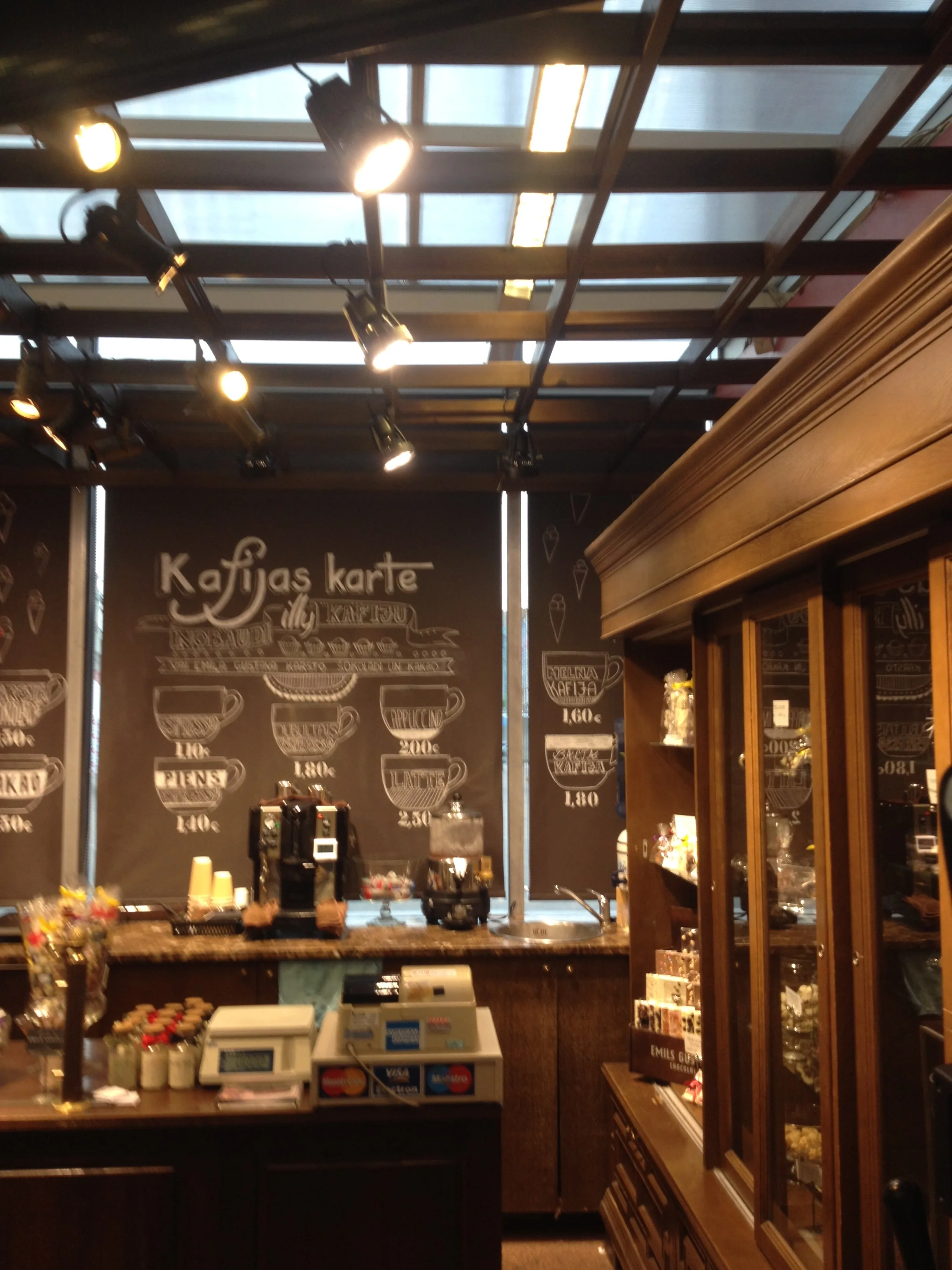 Emīla Gustava Šokolāde – veikals t/c Alfa — 13