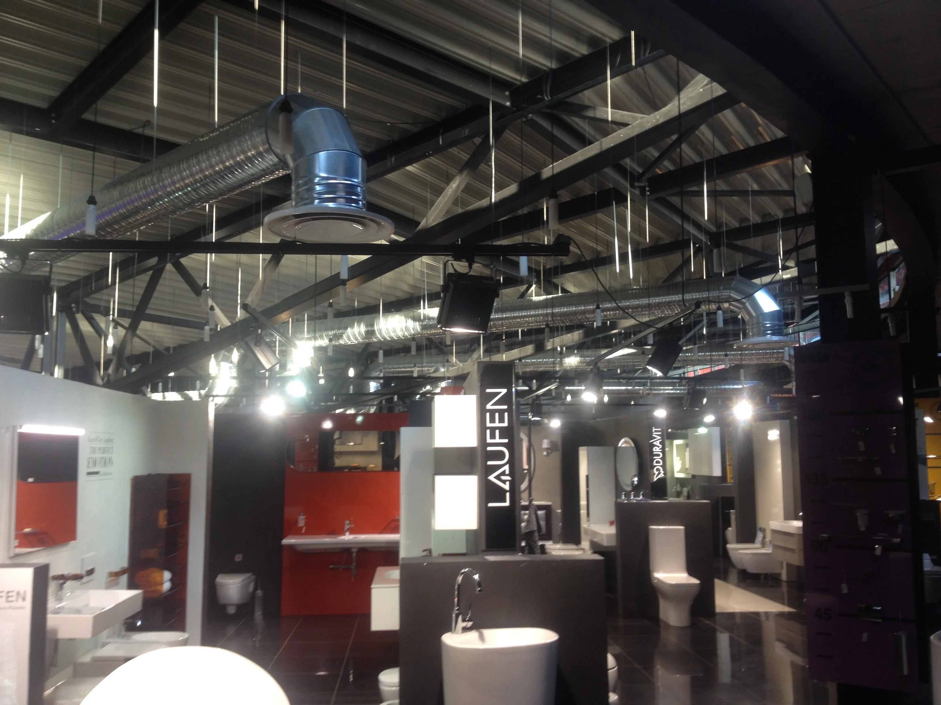 Veikals Komforts, Rīgā